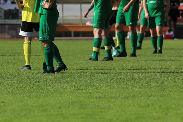 生涯最差一战！浓眉仅得2分，创出场超20分钟最低得分纪录